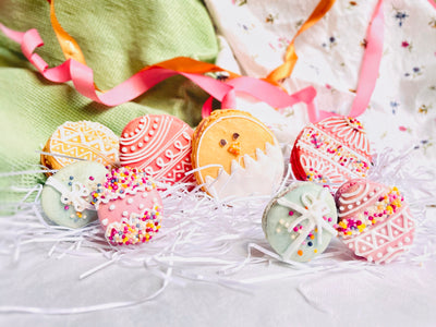 Mini Easter Egg Macarons